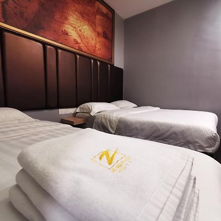 Zenz Hotel Кулай Екстериор снимка