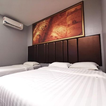 Zenz Hotel Кулай Екстериор снимка