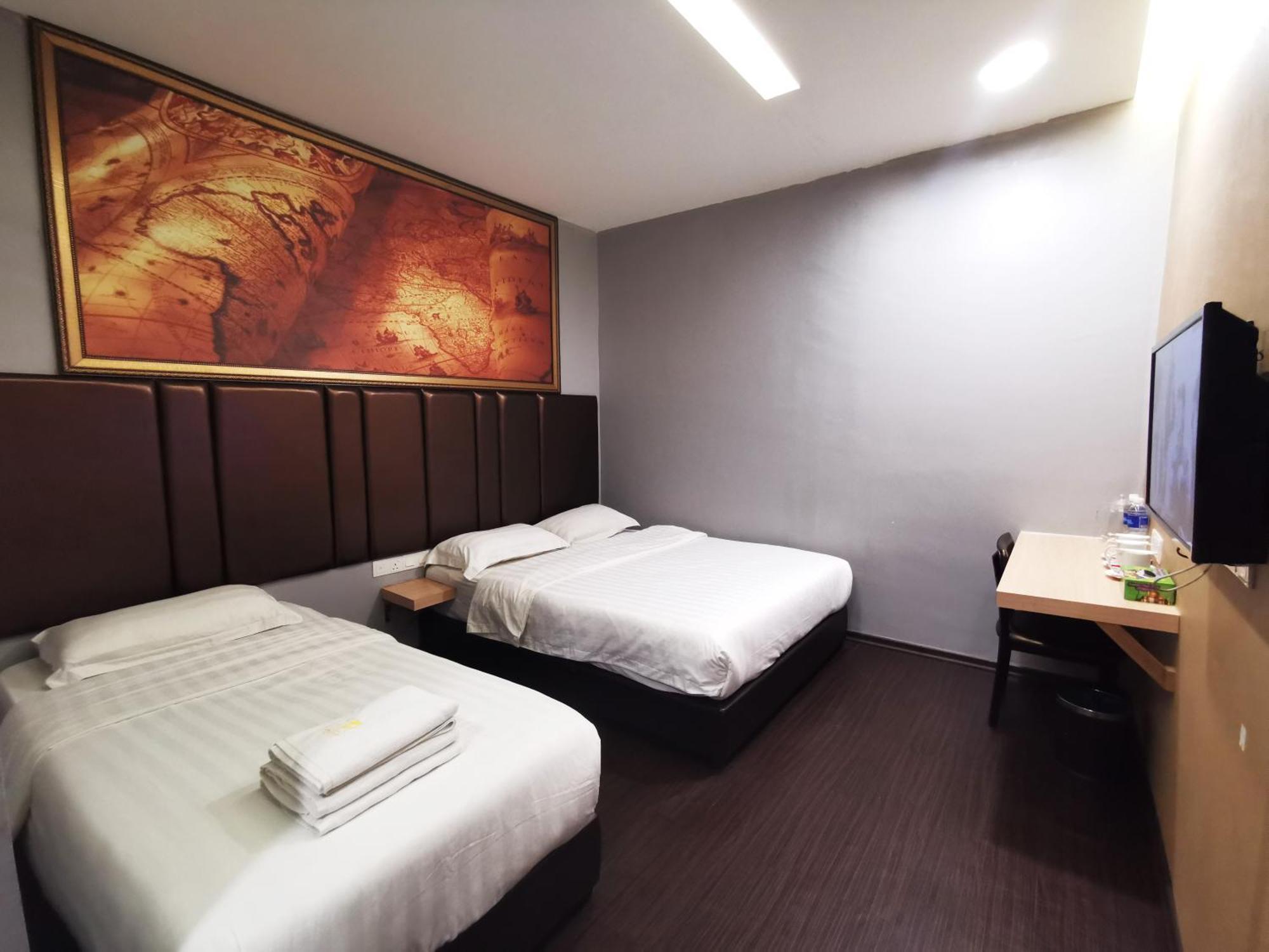 Zenz Hotel Кулай Екстериор снимка