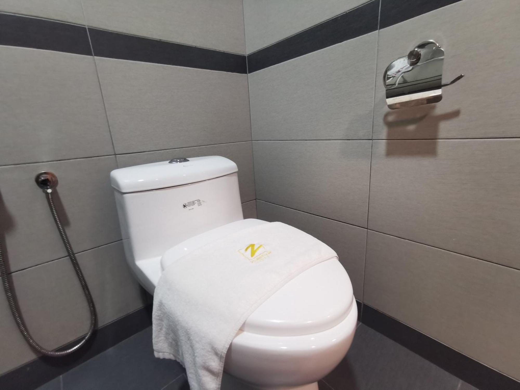 Zenz Hotel Кулай Екстериор снимка